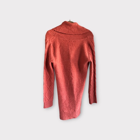 Cozy Long‎ Cowl Neck Sweater - Picture 2 of 4